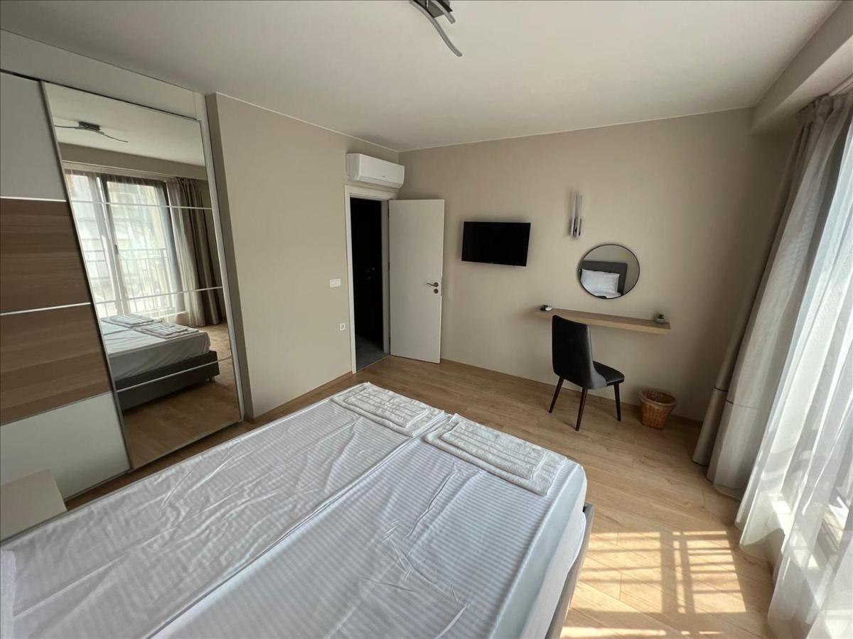 Sea Stories Apartments Varna Esterno foto