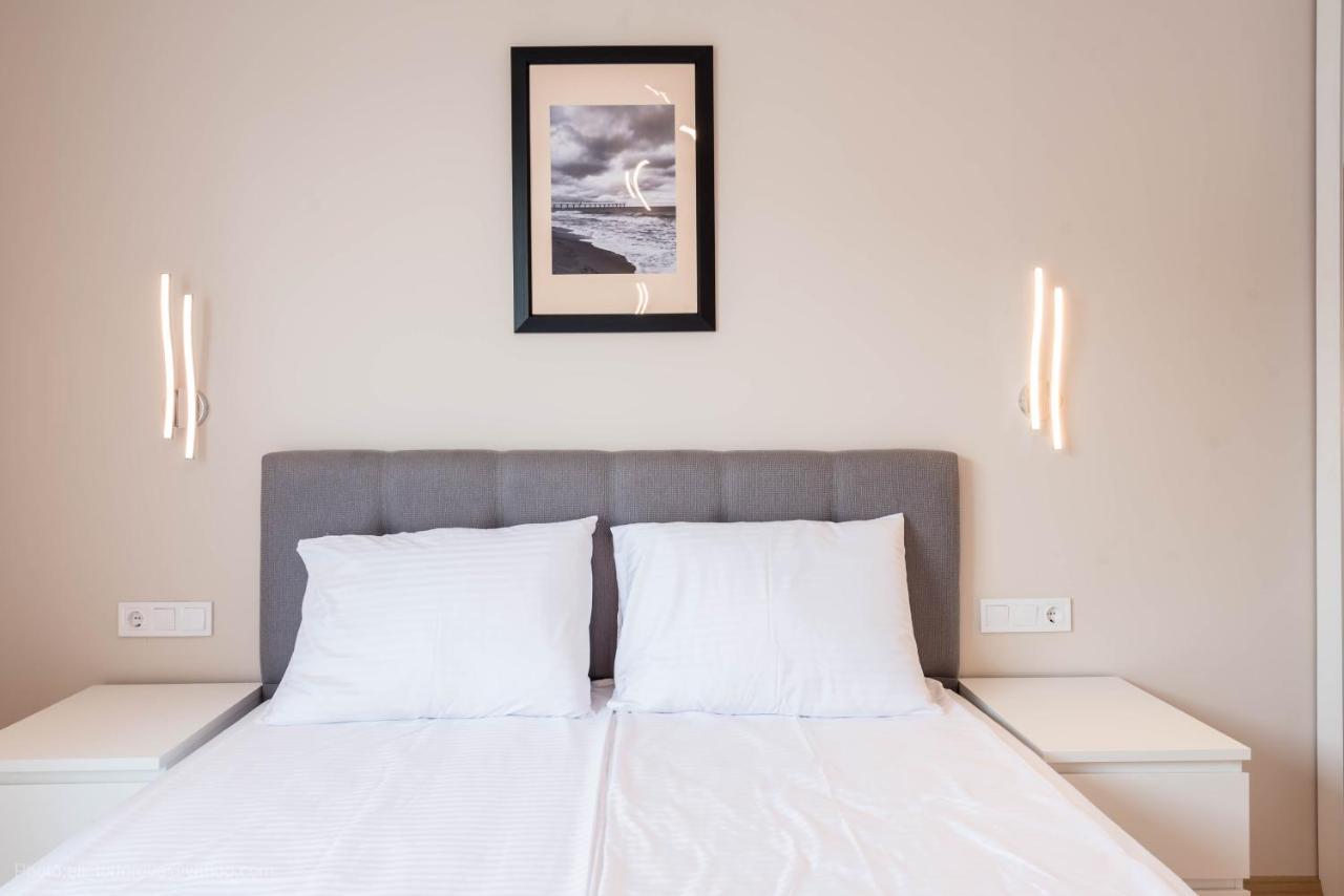 Sea Stories Apartments Varna Esterno foto