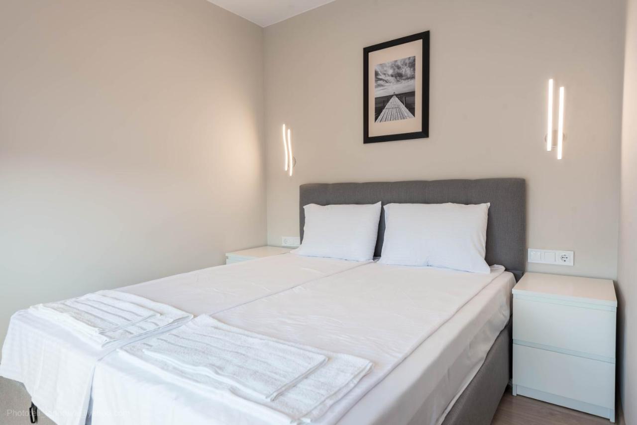 Sea Stories Apartments Varna Esterno foto