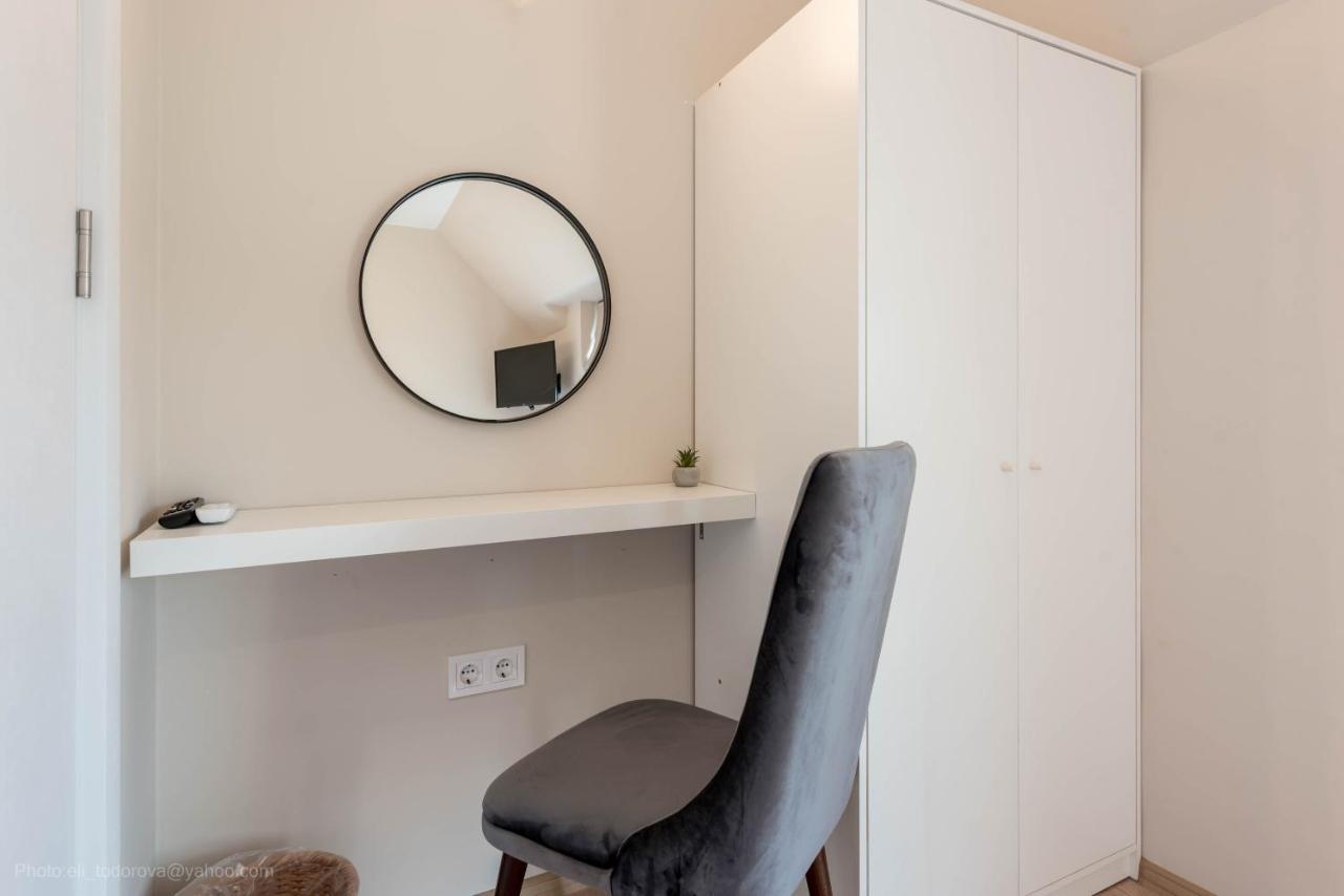 Sea Stories Apartments Varna Esterno foto
